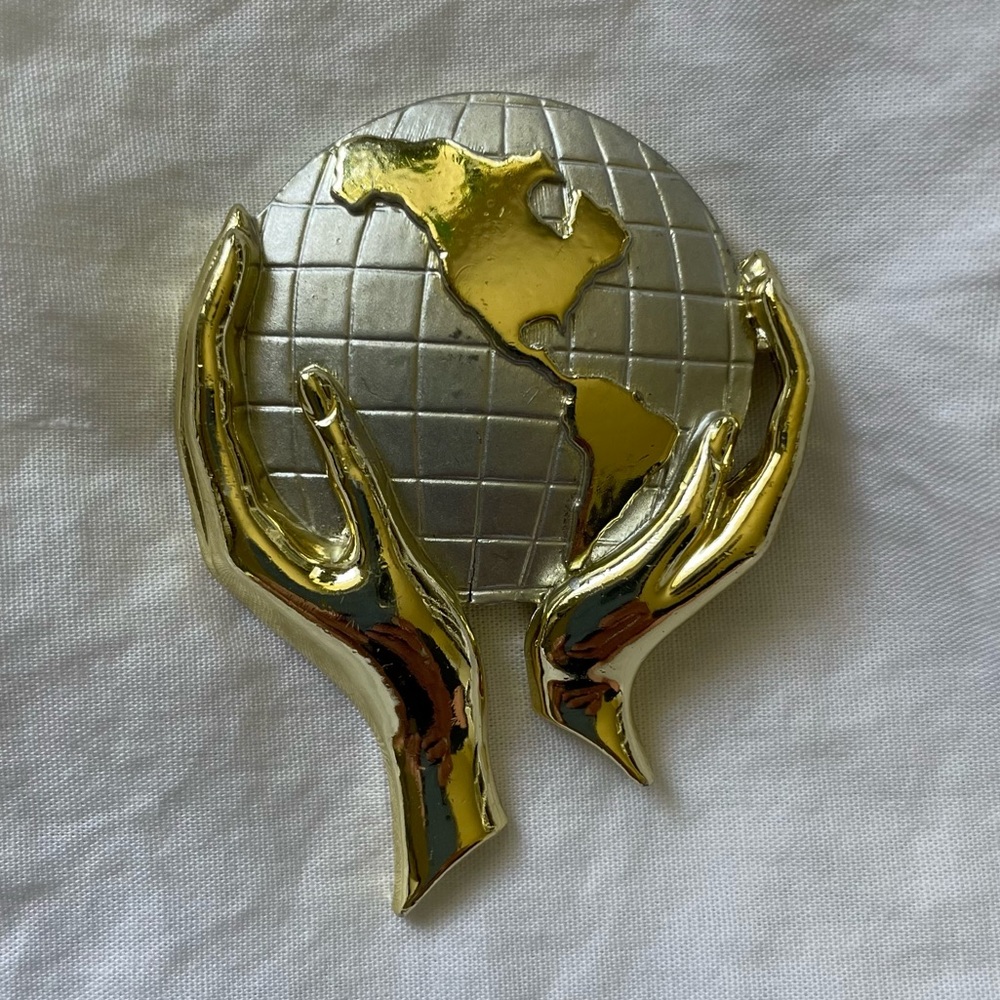 Vintage Brooch.